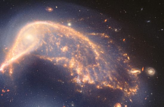 Un vívido retrato de galaxias en interacción marca el segundo aniversario de Webb