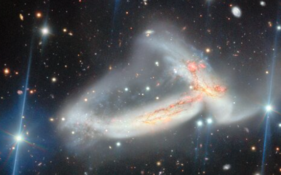 Estudiantes de Hawái bautizan a un par de galaxias como Nā ʻUhane Māhoe Huki Pū i ke Ola